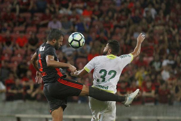 O gol de Diego Souza e o segundo gol de Andr foram nos acrscimos da partida