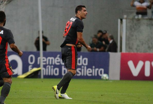 O gol de Diego Souza e o segundo gol de Andr foram nos acrscimos da partida