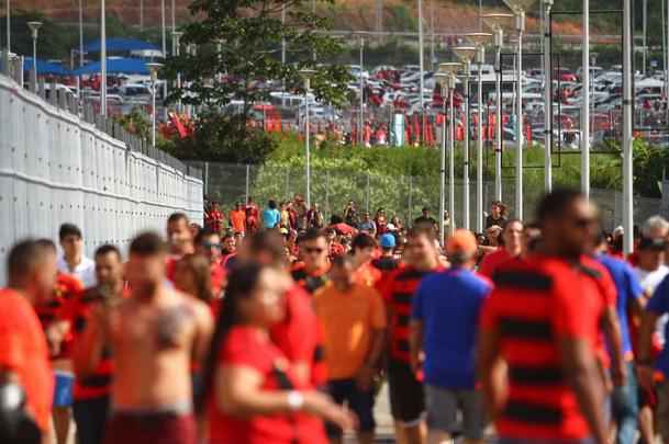 Arquibancadas ficam tomadas para jogo válido pela 16ª rodada do Brasileirão
