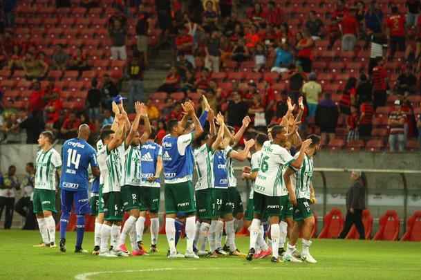 Bem postado, Palmeiras anulou Sport em jogo na Arena de Pernambuco