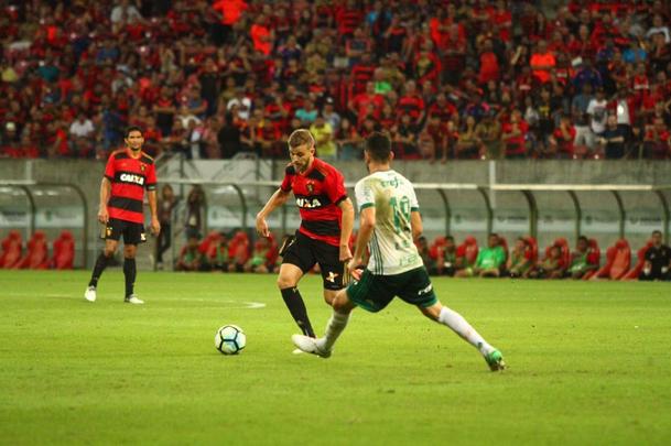 Bem postado, Palmeiras anulou Sport em jogo na Arena de Pernambuco