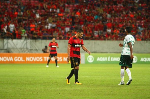 Bem postado, Palmeiras anulou Sport em jogo na Arena de Pernambuco
