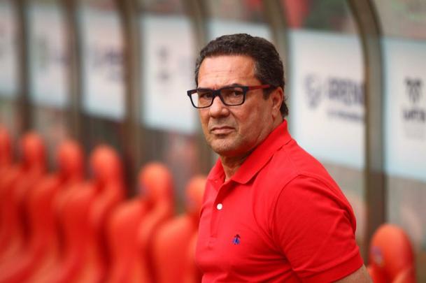 Bem postado, Palmeiras anulou Sport em jogo na Arena de Pernambuco