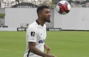 Kazim (atacante) - Jogador ingls e naturalizado turco tem cinco partidas pelo Corinthians nesta Srie A. Ainda no fez gol na competio.