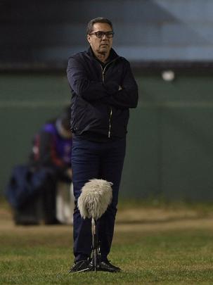 Mesmo com a vantagem da vitria por 2 a 0 na Ilha do Retiro, Sport foi at a Argentina e teve uma postura de no esperar o adversrio. O Leo teve boa presena ofensiva, mas no foi efetivo a ponto de levar perigo  meta do goleiro Santillo. J o Arsenal-ARG, precisando fazer gols, mostrou mais uma vez carncia tcnica, mas disposio de sobra. E foi assim que, no fim do primeiro tempo, os argentinos saram na frente do placar, com um gol de Brunetta.