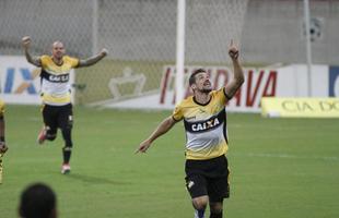 Veja as imagens do partida entre Nutico e Cricima na Arena de Pernambuco.