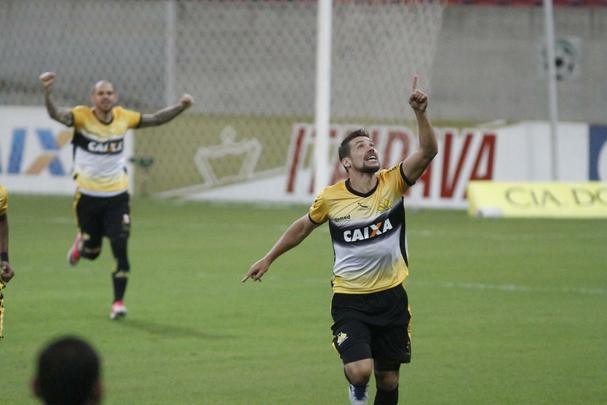 Veja as imagens do partida entre Náutico e Criciúma na Arena de Pernambuco.
