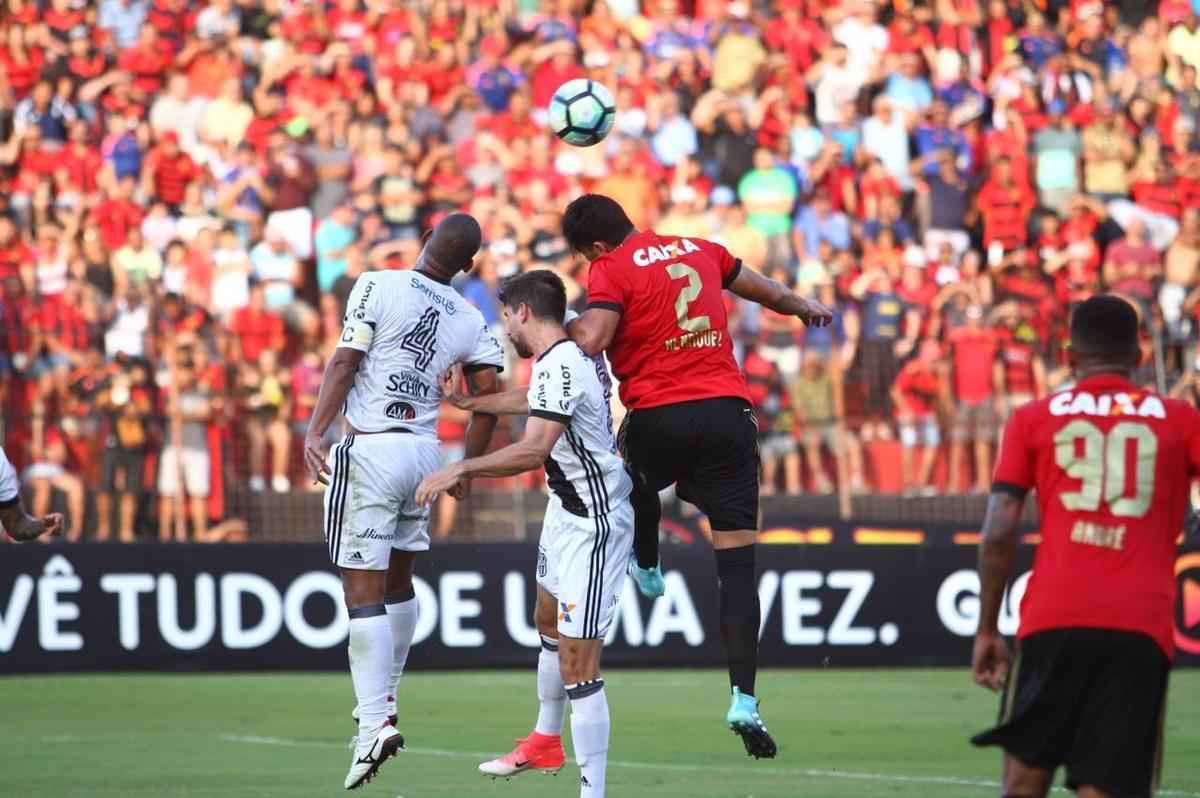 Ilha do Retiro recebeu um bom público no Dia dos Pais para o duelo entre Sport x Ponte preta, válido pela 20ª rodada do Campeonato Brasileiro da Série A