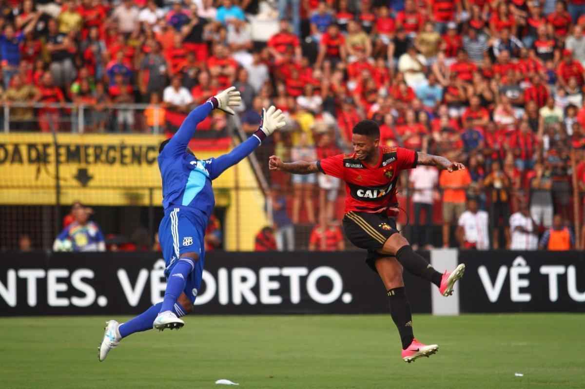 Ilha do Retiro recebeu um bom público no Dia dos Pais para o duelo entre Sport x Ponte preta, válido pela 20ª rodada do Campeonato Brasileiro da Série A