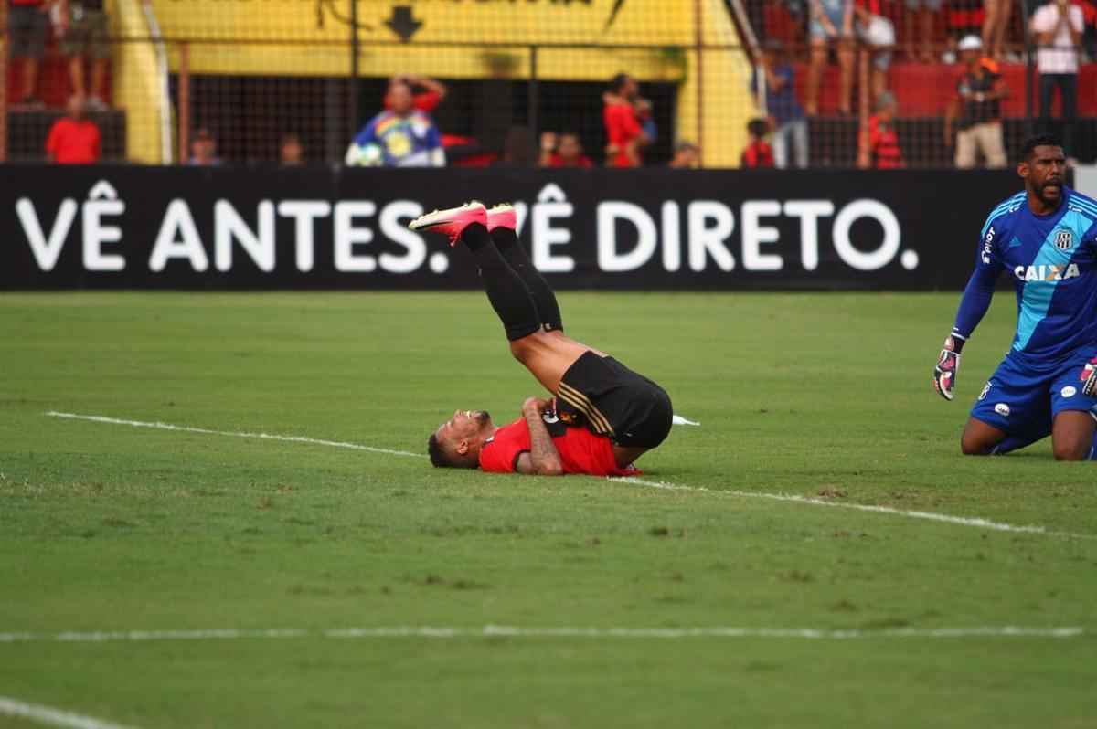Ilha do Retiro recebeu um bom público no Dia dos Pais para o duelo entre Sport x Ponte preta, válido pela 20ª rodada do Campeonato Brasileiro da Série A