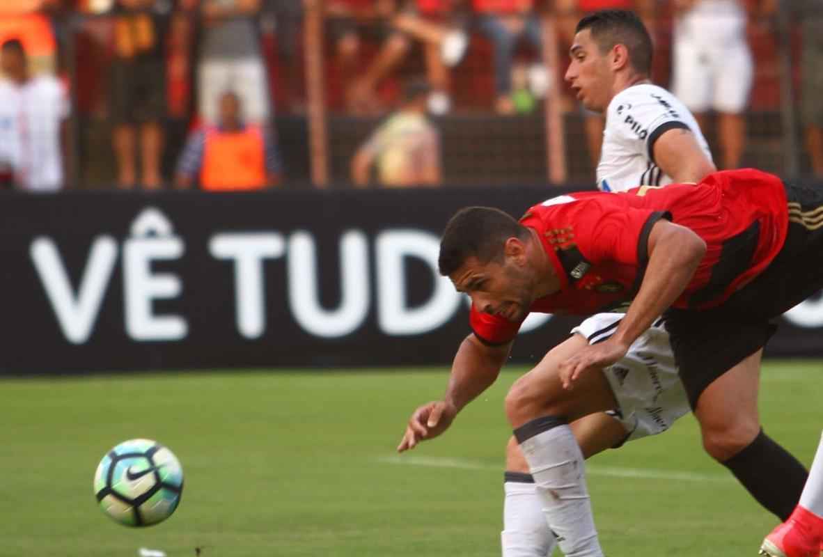 Ilha do Retiro recebeu um bom público no Dia dos Pais para o duelo entre Sport x Ponte preta, válido pela 20ª rodada do Campeonato Brasileiro da Série A