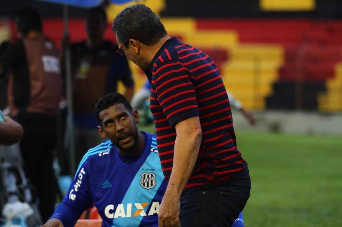 Ilha do Retiro recebeu um bom público no Dia dos Pais para o duelo entre Sport x Ponte preta, válido pela 20ª rodada do Campeonato Brasileiro da Série A