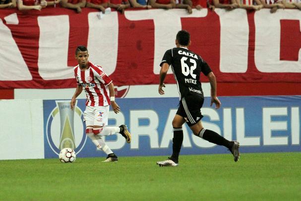 Náutico e Figueirense se enfrentaram na noite desta terça-feira, na Arena de Pernambuco, pela 21ª rodada da Série B, em luta direta contra o rebaixamento