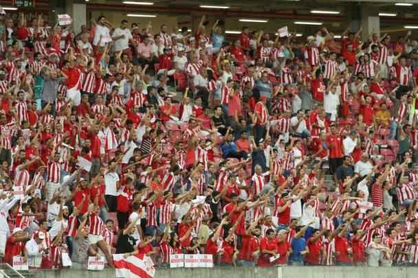 Náutico e Figueirense se enfrentaram na noite desta terça-feira, na Arena de Pernambuco, pela 21ª rodada da Série B, em luta direta contra o rebaixamento