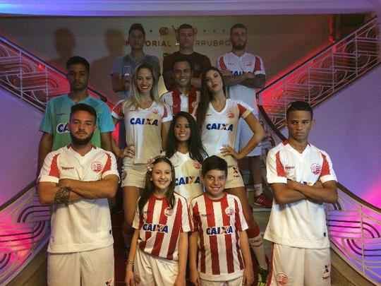 Atletas do Nutico foram os modelos na noite de apresentao