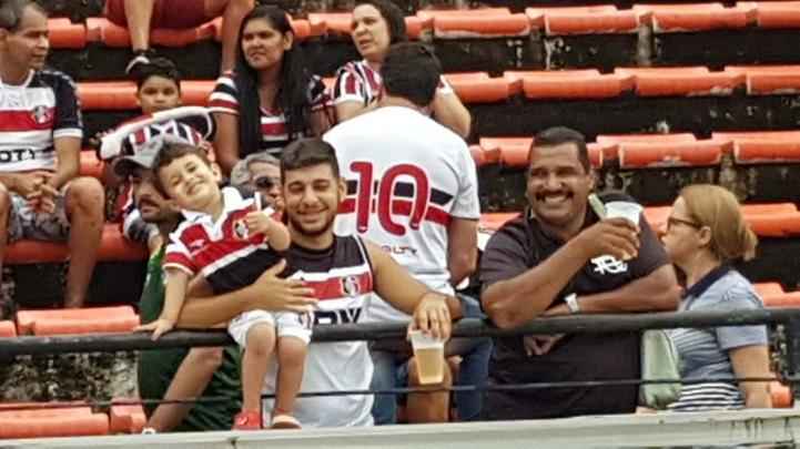 Santa Cruz e CRB se enfrentam no estádio do Arruda com time coral na luta contra rebaixamento