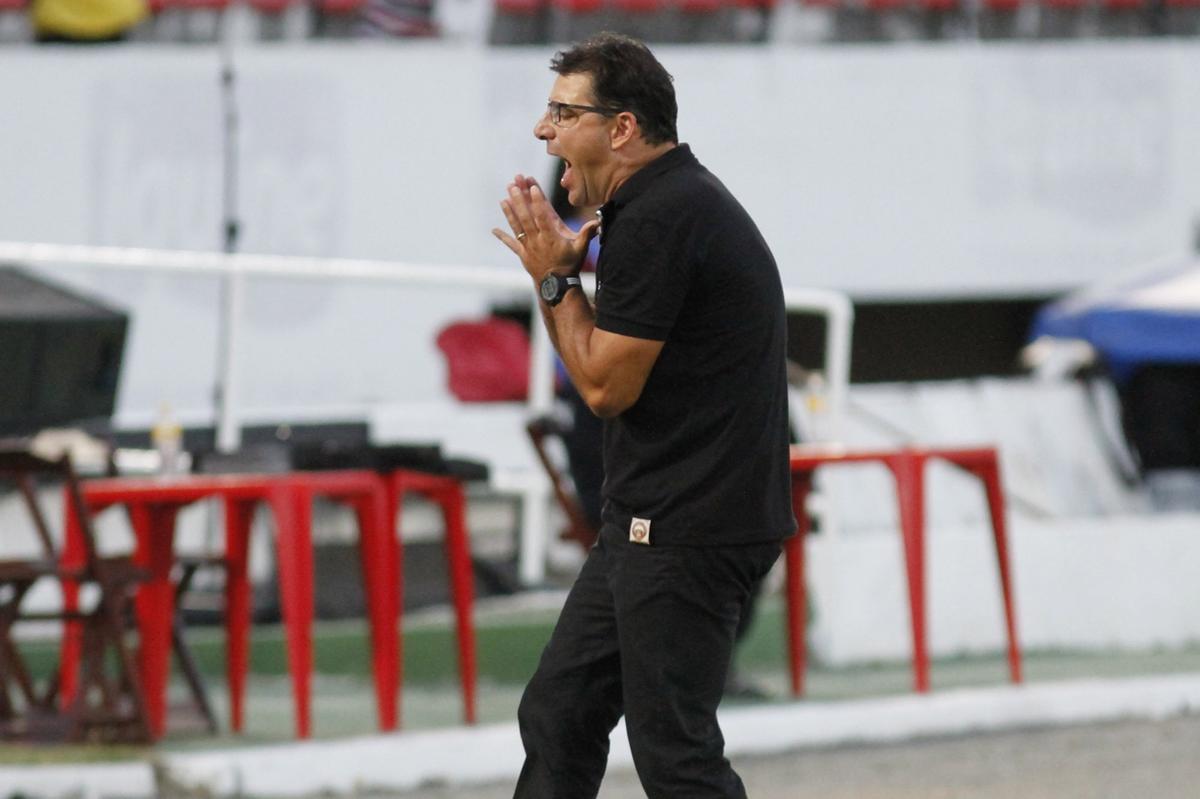 Em sua segunda passagem pelo Arruda como treinador, mesmo com a conquista do acesso  Srie A, Martelotte acabou sendo demitido em maro de 2016, depois de ser derrotado pelo time reserva do Bahia na fase de grupos durante a disputa da Copa do Nordeste.