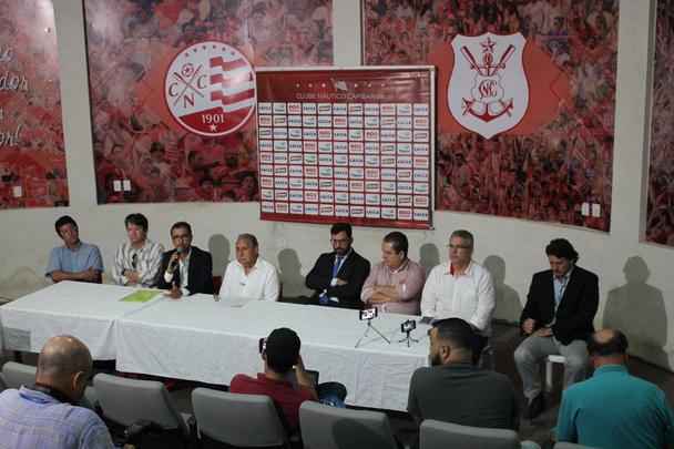 Presidente do Conselho Deliberativo, Gustavo Ventura,  o sucessor natural e deve assumir o clube a partir de agora
