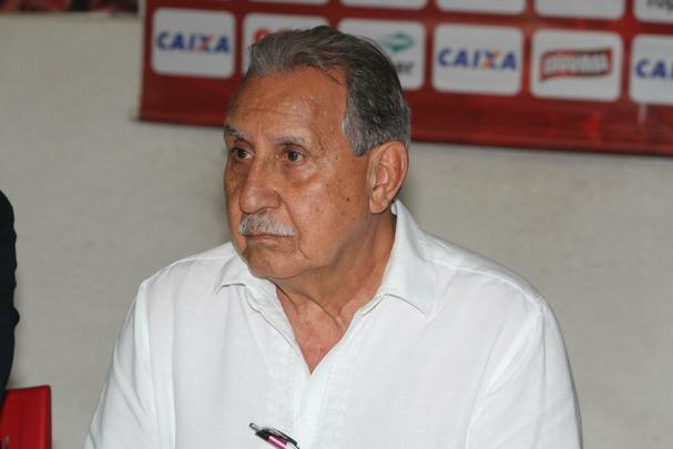 Presidente do Conselho Deliberativo, Gustavo Ventura,  o sucessor natural e deve assumir o clube a partir de agora Nando 