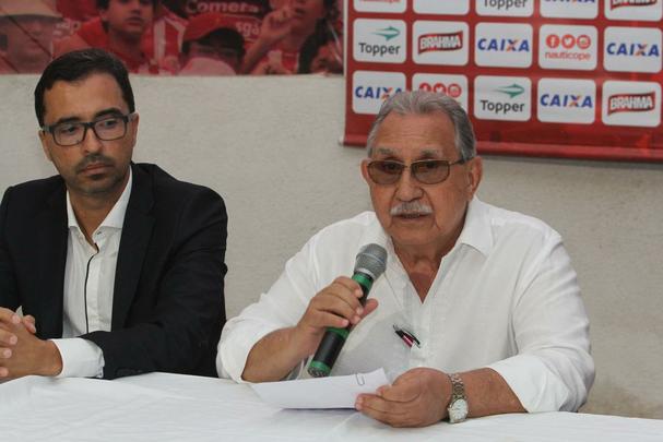 Presidente do Conselho Deliberativo, Gustavo Ventura,  o sucessor natural e deve assumir o clube a partir de agora Nando 