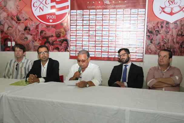 Presidente do Conselho Deliberativo, Gustavo Ventura,  o sucessor natural e deve assumir o clube a partir de agora Nando 