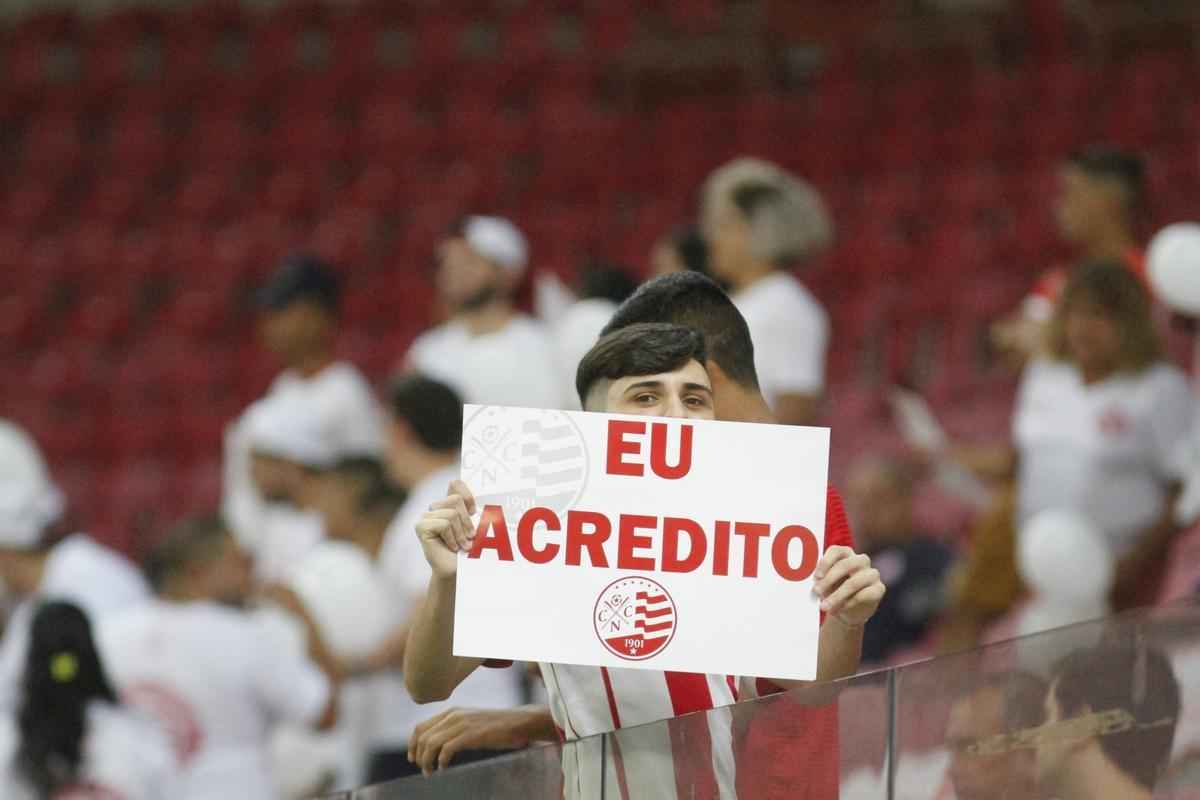 Na luta contra o rebaixamento, Nutico recebe time gacho na Arena de Pernambuco
