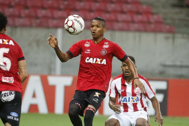 Na luta contra o rebaixamento, Nutico recebe time gacho na Arena de Pernambuco