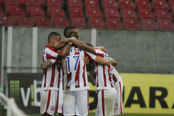 Na luta contra o rebaixamento, Nutico recebe time gacho na Arena de Pernambuco