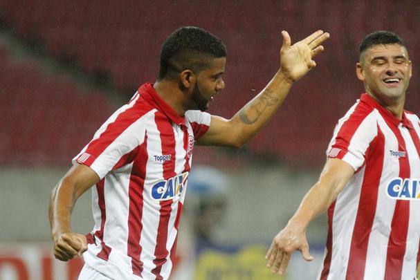 Na luta contra o rebaixamento, Nutico recebe time gacho na Arena de Pernambuco