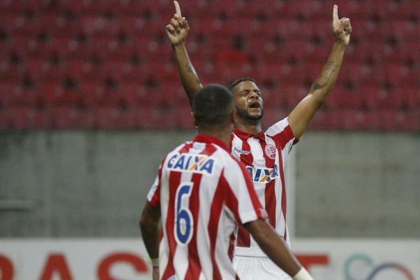 Na luta contra o rebaixamento, Nutico recebe time gacho na Arena de Pernambuco