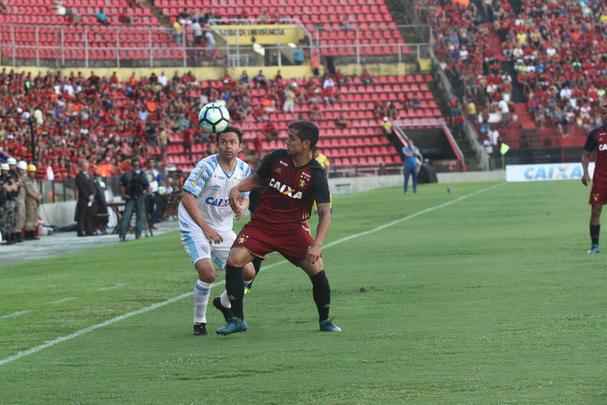 Com novo terceiro padro, Sport encara Ava pela 23 rodada