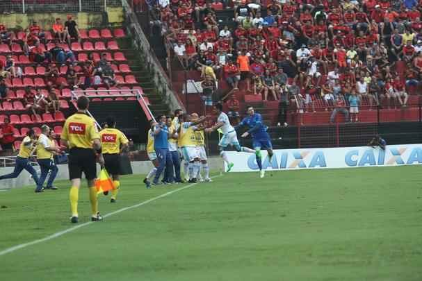 Com novo terceiro padro, Sport encara Ava pela 23 rodada