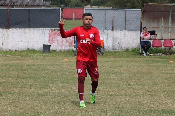Atacante Dico já trabalhou no CT