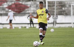 Pachu (atacante): Cria da base do Botafogo, o jovem atacante Pachu, de 20 anos,  mais uma aposta da diretoria na temporada. Ainda no fez a sua estreia com a camisa Tricolor.