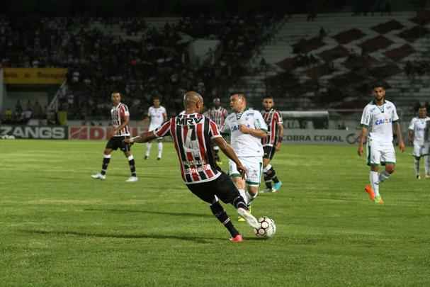 Em partida vlida pela 28 rodada da Srie B do Brasileiro, Tricolor perdeu para o Amrica-MG por 1 a 0 no Arruda com gol de Matheusinho