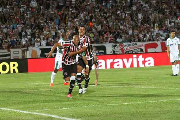 Em partida vlida pela 28 rodada da Srie B do Brasileiro, Tricolor perdeu para o Amrica-MG por 1 a 0 no Arruda com gol de Matheusinho