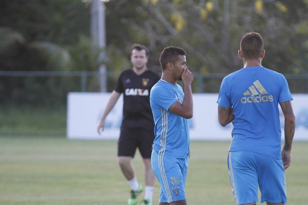 Juninho se reapresentou ao tcnico Vanderlei Luxemburgo e trabalhou normalmente com o restante do elenco durante a tarde desta tera-feira