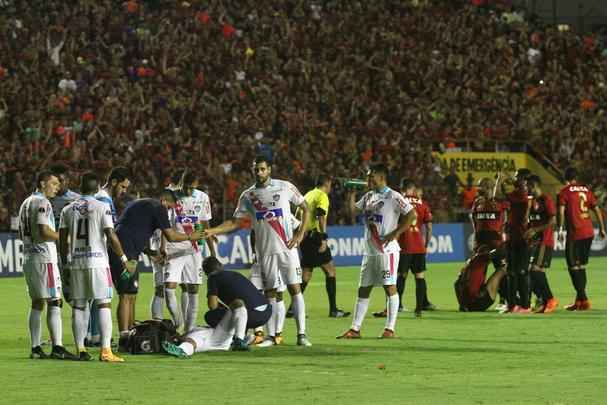 Pela primeira vez na histria, Leo avanou to longe em uma competio internacional e, no em vo, torcida fez seu papel na Ilha