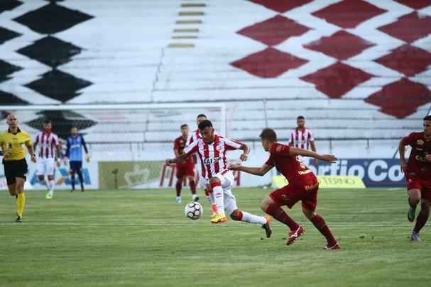 Sem mais esperanas de seguir na Srie B na temporada 2018, o Alvirrubro recebeu o Vila Nova no Arruda pela penltima rodada da competio