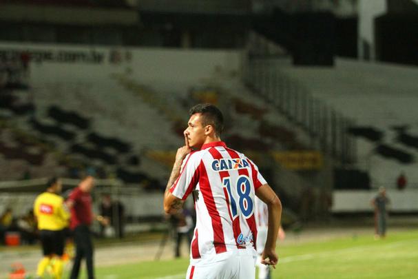 Sem mais esperanas de seguir na Srie B na temporada 2018, o Alvirrubro recebeu o Vila Nova no Arruda pela penltima rodada da competio