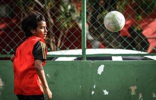 Filho mais novo de Cleber, Aroldinho, 12 anos, quer ser volante e treina na Ilha do Retiro mirando seguir o mesmo caminho do pai no futebol