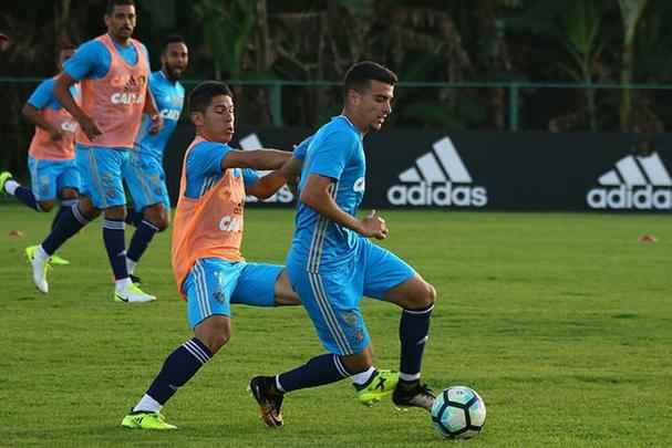 Contratado para compor o elenco, o meio-campista Bruno Xavier foi pouco utilizado na Srie A e no dever ficar em 2018