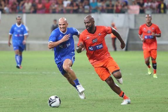 Arena de Pernambuco recebeu times comandados por Hernanes e Hulk e craques como o pentacampeão Edmilson e o tetracampeão Ricardo Rocha, além de Wesley Safadão, dentre outras personalidades