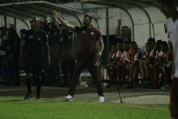 Em partida de baixa qualidade tcnica, Timbu fez estreia na temporada 2018 contra o Itabaiana, pela fase pr-Nordesto