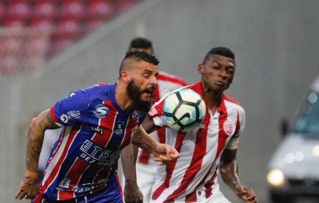 Timbu sofre em campo, mas consegue avanar nos pnaltis por 5 a 4, com duas defesas do goleiro Jefferson