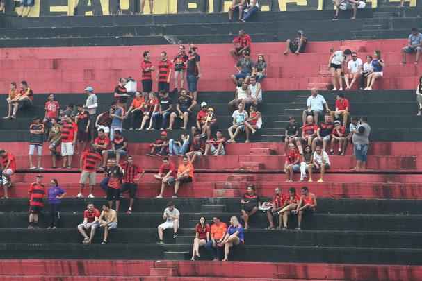 Sport recebeu o Atltico Tucumn na quarta edio da Taa Ariano Suassuna e apresentou o elenco para a temporada 2018. 