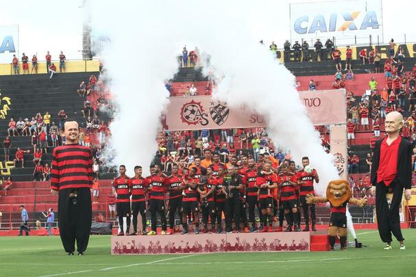 Sport recebeu o Atltico Tucumn na quarta edio da Taa Ariano Suassuna e apresentou o elenco para a temporada 2018. 