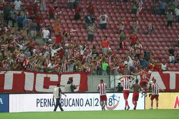 Na etapa final, o Sport pressionou mas no conseguiu superar a defesa bem postada do Nutico. Perto do final da partida, o jovem da base Tharcysio ainda marcou o terceiro gol do jogo, dando nmeros finais ao placar: 3 a 0.