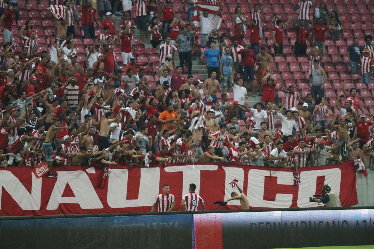 Na etapa final, o Sport pressionou mas no conseguiu superar a defesa bem postada do Nutico. Perto do final da partida, o jovem da base Tharcysio ainda marcou o terceiro gol do jogo, dando nmeros finais ao placar: 3 a 0.