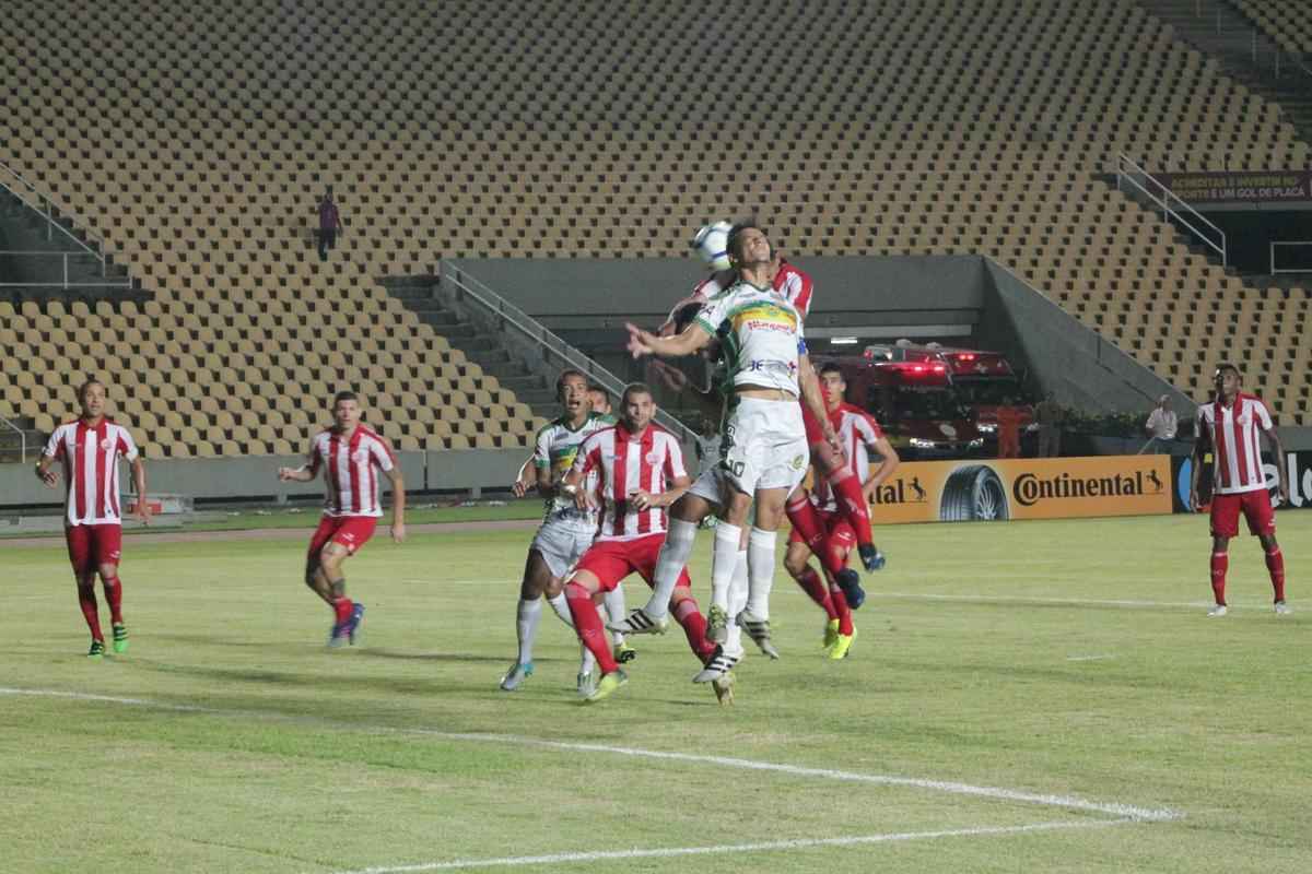 No primeiro tempo, Breno Calixto cometeu pnalti aps Jonas Piupiu acertar a trave timbu. Na cobrana, Ulisses anotou o gol para o Cordino. Na etapa complementar, Timbu conseguiu segurar a presso e chegou ao empate com gol de Camutanga e se classificou na Copa do Brasil.